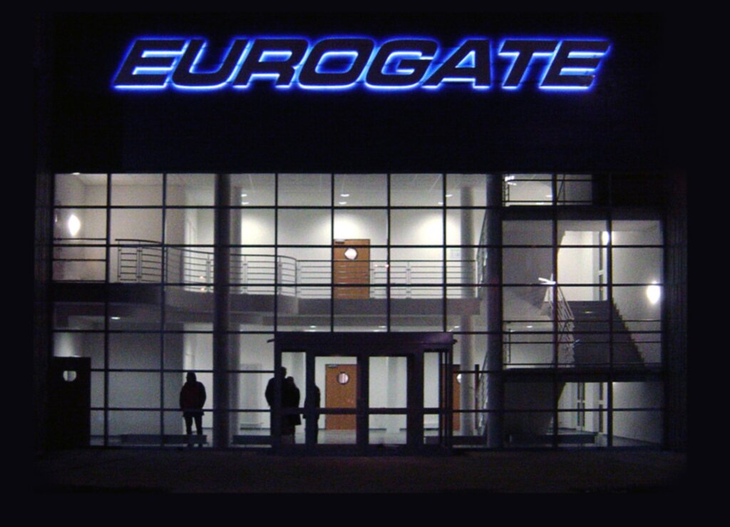 1_Eug